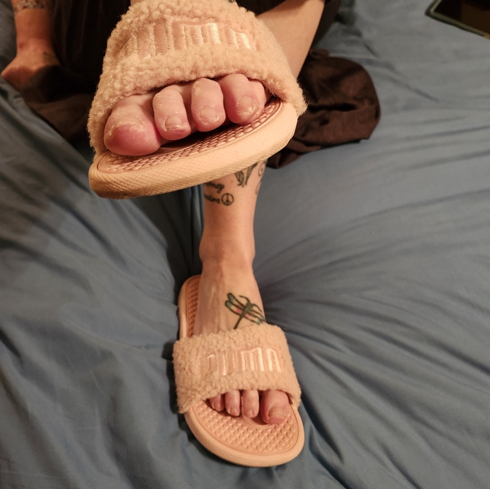 Womens puma slides